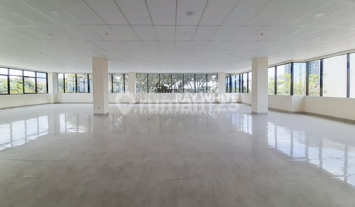 New 5-Storey Building in TB Simatupang Ready for Use