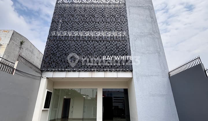 Brand New Mini Building at Cilandak