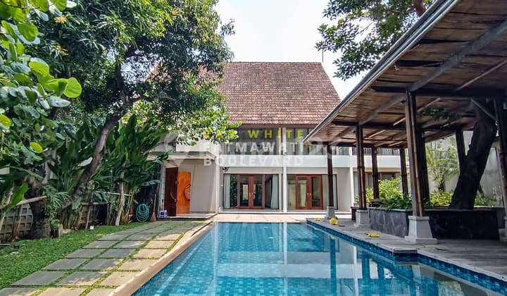 Rumah Mewah Modern Tropis 2 laintai Vibes Resort Lokasi Strategis