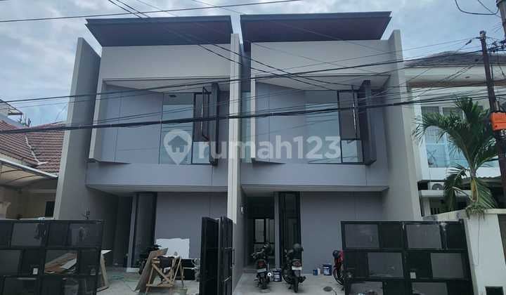 Modern Minimalist 2-Story New House Ready to Occupy, Pandugo Timur