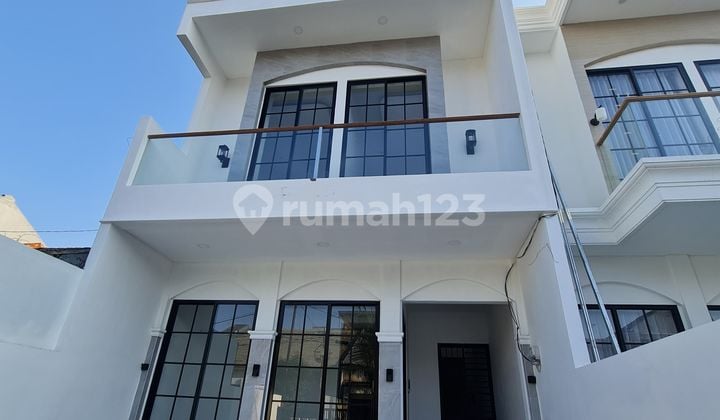 Rumah 2 Lantai Darmo Permai Timur Baru Gress Dekat Hr Muhammad Mayjend Sungkono Kupang Indah