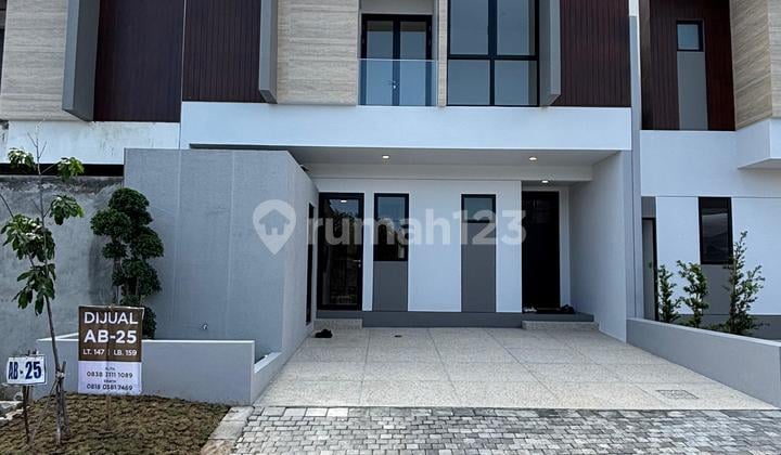Rumah Baru 2 Lantai Siap Huni Di Graha Family ******** Dekat Bukit Darmo Golf Pakuwon Indah Taman Hunian Satelit The Mansion Granada Villa Bukit Regency Villa Bukit Mas Darmo Permai