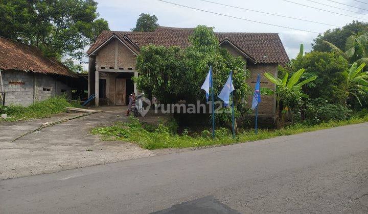 Rumah Hitung Tanah Simo Boyolali dalam Perkampungan