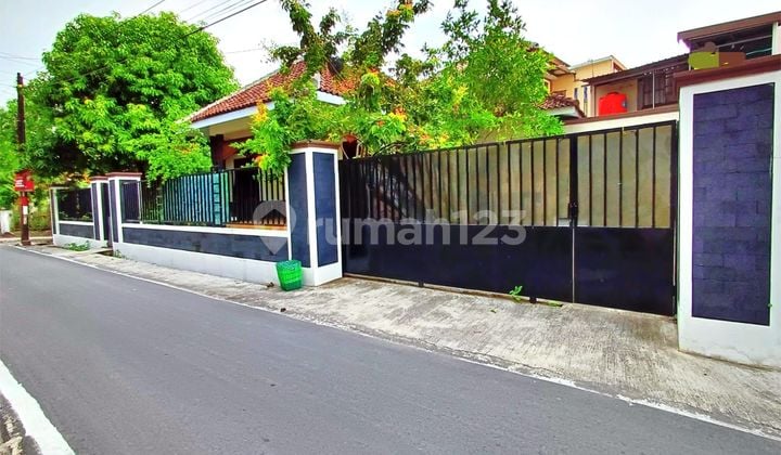 Rumah di Solo Kota Bagus Luas dan Strategis Tengah Kota