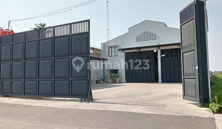 Gudang Siap Pakai Akses Countainer Solo