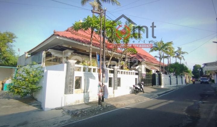 Rumah Mewah dan luas Nyaman Solo Dekat ke Manahan Fully Furnished
