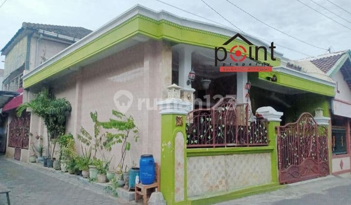 Rumah Dekat RS Moewardi 2 Lantai Siap Huni