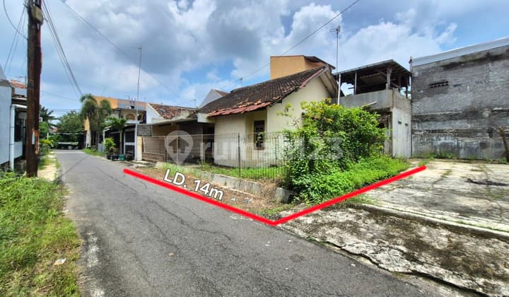 Tanah Kawasan Kampus Uns Bagus untuk Kos Ada Bangunan