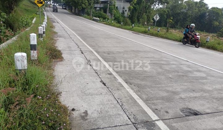 Lahan Tanah Luas Pinggir Jl. Raya Nasional Solo Purwodadi