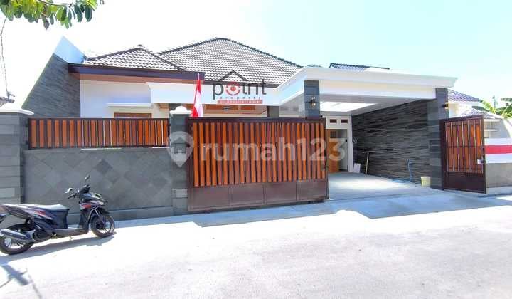 Rumah baru Mewah Solo Kota Baru Gress Luas Nyaman Di Sumber Banjarsari