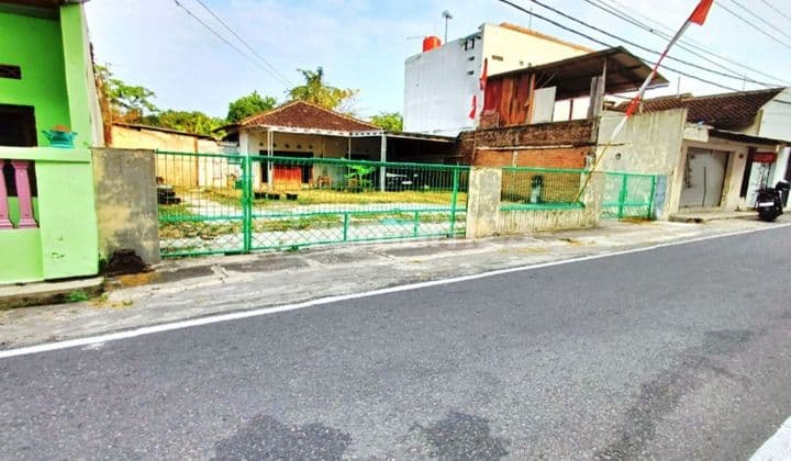 Tanah Strategis kota Solo Dekat Slamet Riyadi Dan Solo Square