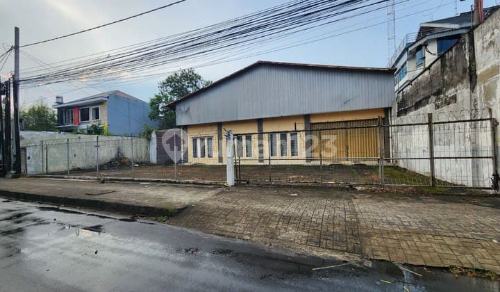 Tanah Dan Gudang 2500m² Di Solo Kota Dekat Tol Akses Jalan Raya