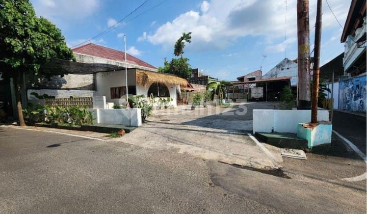 Ruang Usaha Hitung Tanah Lokasi Strategis Laweyan Solo