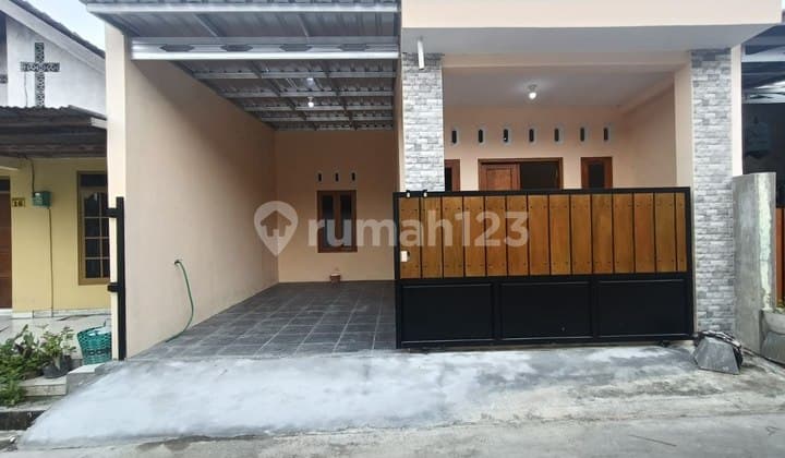 Rumah Siap Huni Full Renov 1.5 LT Dekat Mangesti Raya