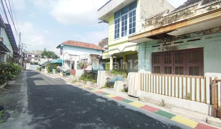 Tanah Tengah Kota Solo Dekat Jl. Slamet Riyadi Kemlayan Serengan