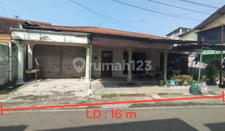 Land Counting House Near Solo Square and Jl. Slamet Riyadi