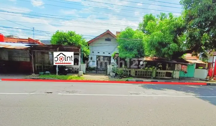 Strategic Middle of City Large Land 437M2 Corner Access Main Road