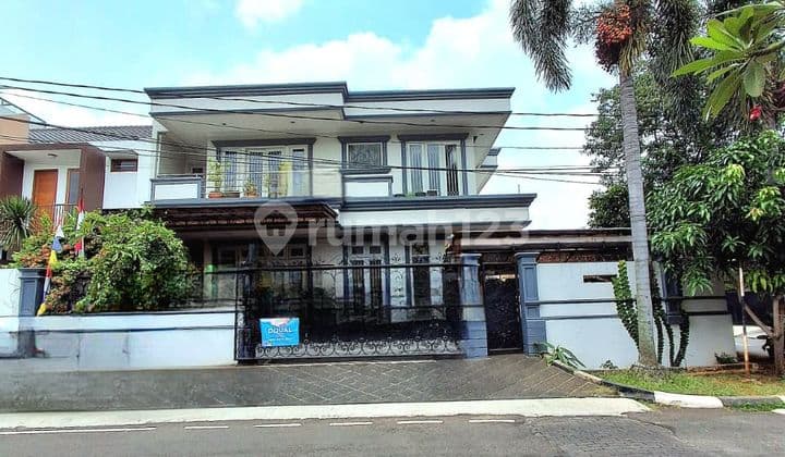 Dijual rumah bagus di pondok indah posisi hoek siap huni