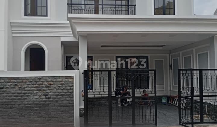 Dijual Rumah Modern Kontemporer di Griya Loka BSD Siap Huni