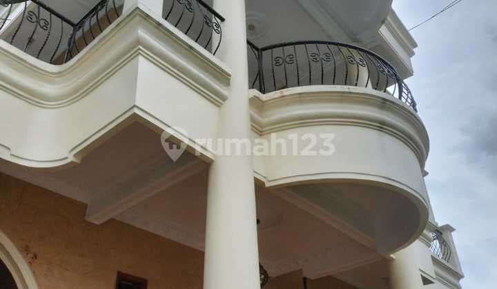 Dijual Rumah 2 Lantai Bagus Terawat Siap Huni di Villa Melati Mas Bsd