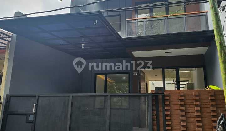 Dijual Rumah Siap Huni di Kencana Loka Bsd Lokasi Nyaman & Strategis