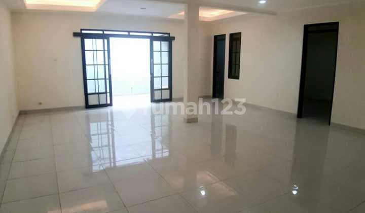 Di Sewakan Rumah Full Renov Di Kembar