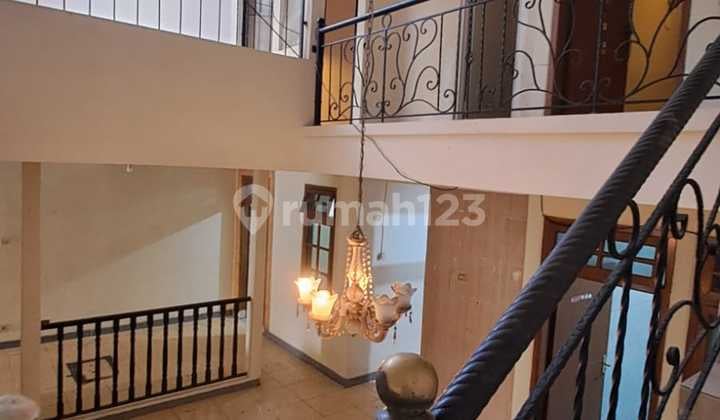 Di Sewakan Rumah Besar Siap Pakai Antapani