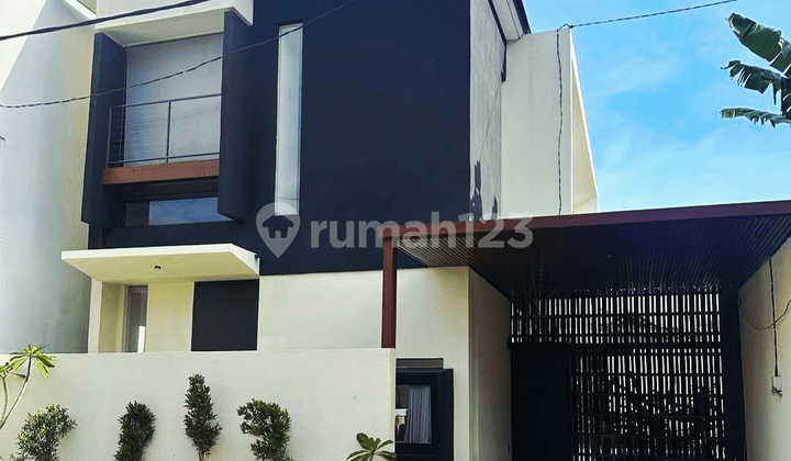 Brand New Villa 3 Furnished Bergaya Japandi Modern di Kerobokan Badung.