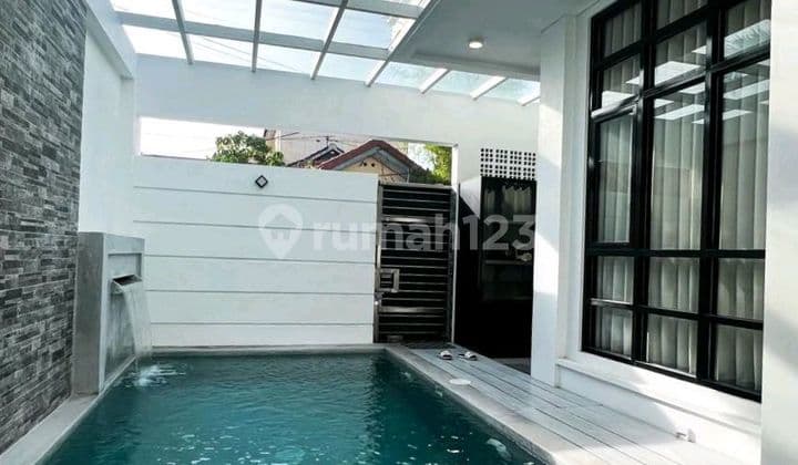 Modern Villa 2 Bedrooms Furnished Premium Location In Seminyak Bali.