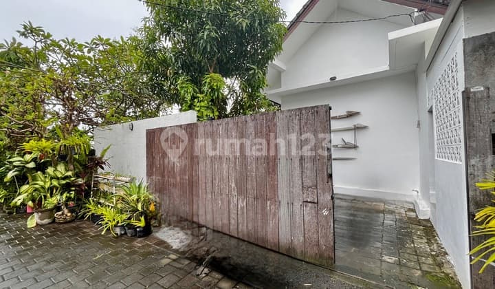 Yearly Rental 2 Bedrooms Villa Furnished In Kerobokan Bali