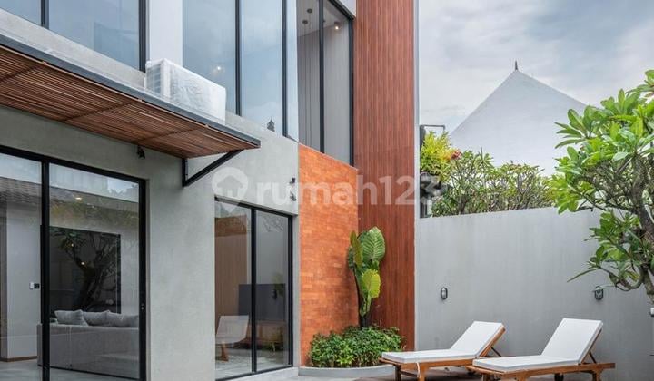 Brand New Modern Tropical Living Villa In Sanur Denpasar