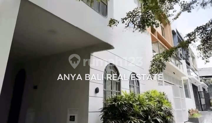 Brand New Villa Modern Minimalis 2 Bedrooms Furnished Dekat Atlas Berawa Canggu