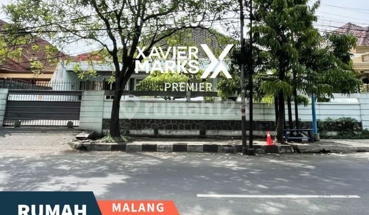 Rumah Mewah Pusat-Gunung Kota Malang Jl Gunung Selangkah ke Kayutangan Herritage dan Ijen _782