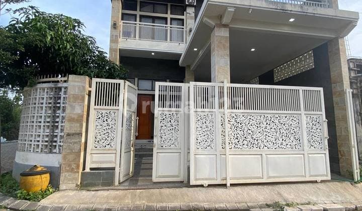 Rumah 2 Lantai Posisi Hook di Cemorokandang Kec. Kedungkandang Kota Malang