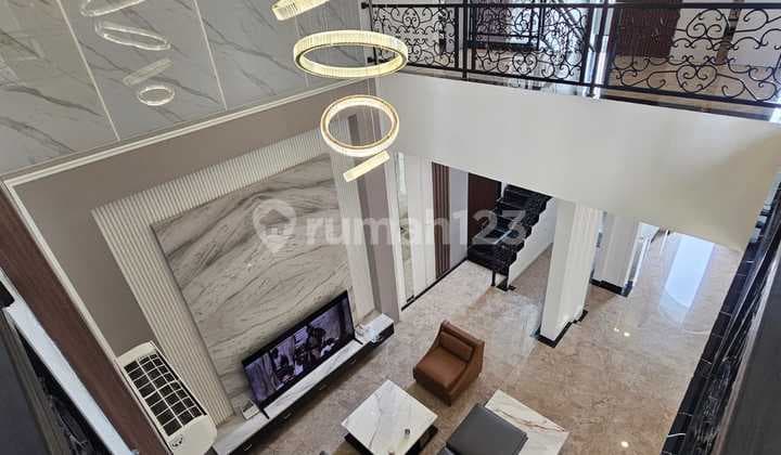 Rumah Mewah Gading Serpong Sektor 1A Siap Huni