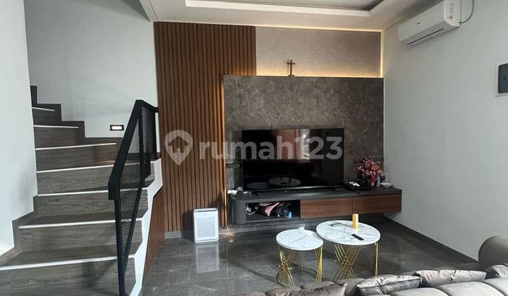 Rumah Furnish di Meruya Luas 100M2 Siap Huni