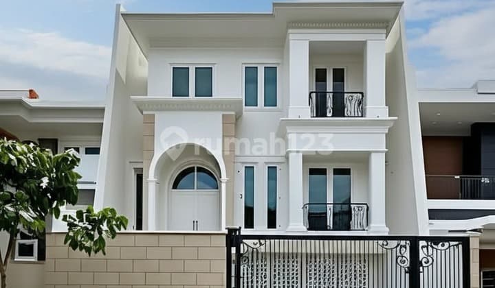 New House in Puri Kencana, 200M2 Area, Marble Flooring