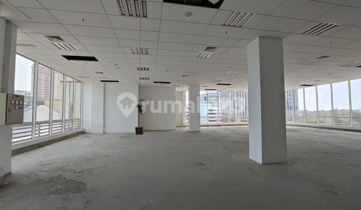 Office Puri Indah Financial Tower Luas 129 M2 Siap Pakai