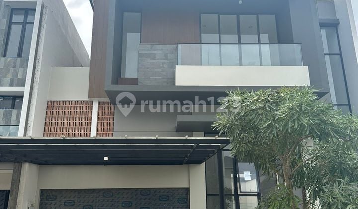 Sewa Rumah Pik2 Simprug 300M2 Siap Pakai