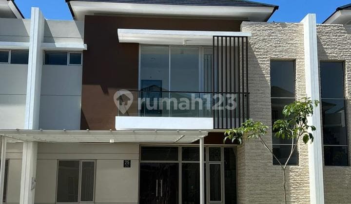Sewa Langka Rumah PIK2 10x15 Cluster Danau Siap Huni