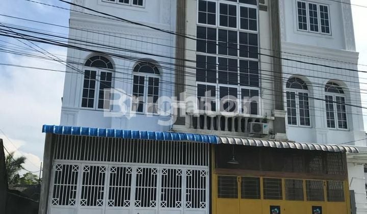RUKO 3,5 TINGKAT KOMPLEKS ELEGANT KARYA DAME MEDAN BARAT