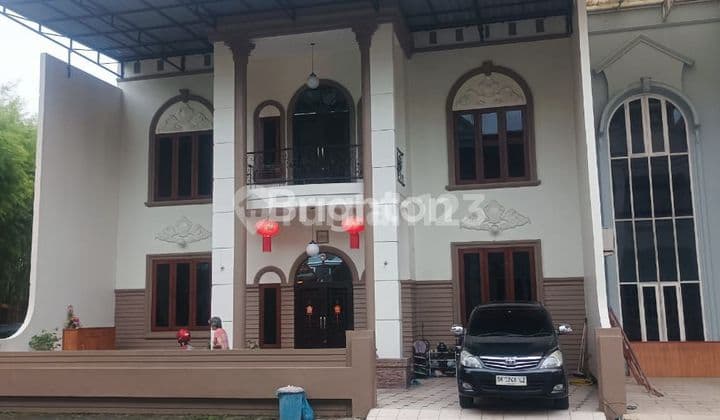 VILLA KOMPLEKS THE MANSION MEDAN BARU