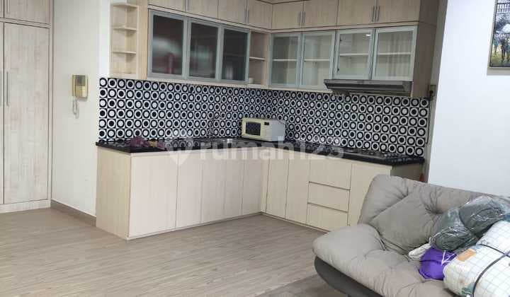 Apartemen French Walk, Tower Lyon Garden, 2+1Br, Lokasi di Moi