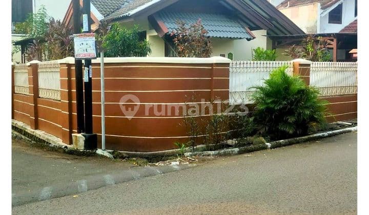 Dijual Rumah Hook Strategis di Komplek DPR Pondok Ranji