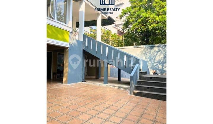 Rumah Mewah di Villa Hijau Pondok Indah Jakarta Selatan