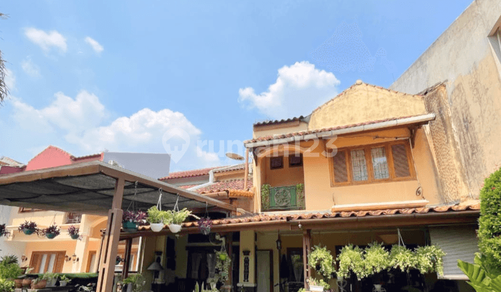 Dijual Rumah Nyaman Siap Huni di Laguna Graha Cinere