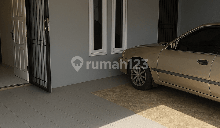 Dijual Rumah Siap Huni Dalam Gang Pemukiman, Lokasi Strategis di Cibinong Bogor