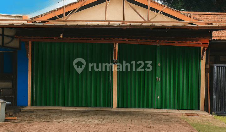 Dijual Ruko Strategis Pinggir Jalan Utama, Cocok untuk Usaha, Kantor, atau Gudang di Pamulang.