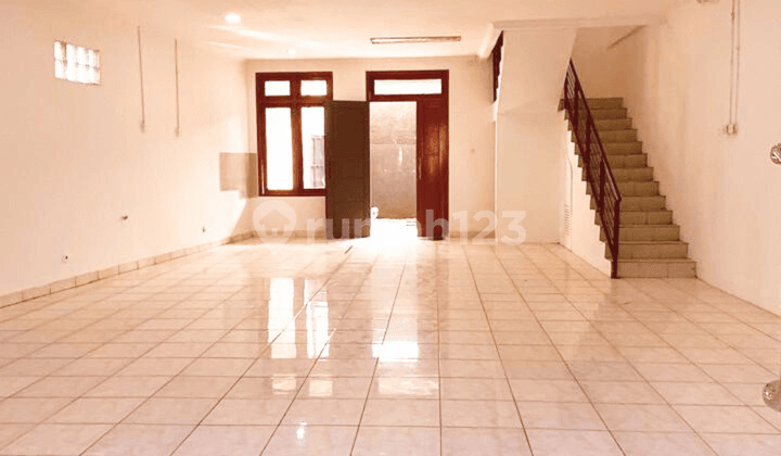 Disewakan Ruko Strategis Dekat Bintaro Xchange Mall Bintaro