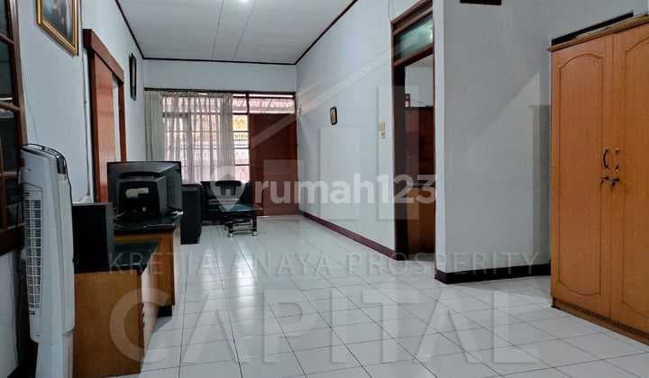 Negotiable until Ready-to-Occupy Strategic House in Taman Holis Indah 1 Bandung